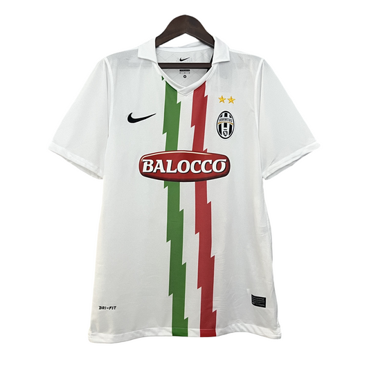 2010/11 Juventus Away Retro Shirt