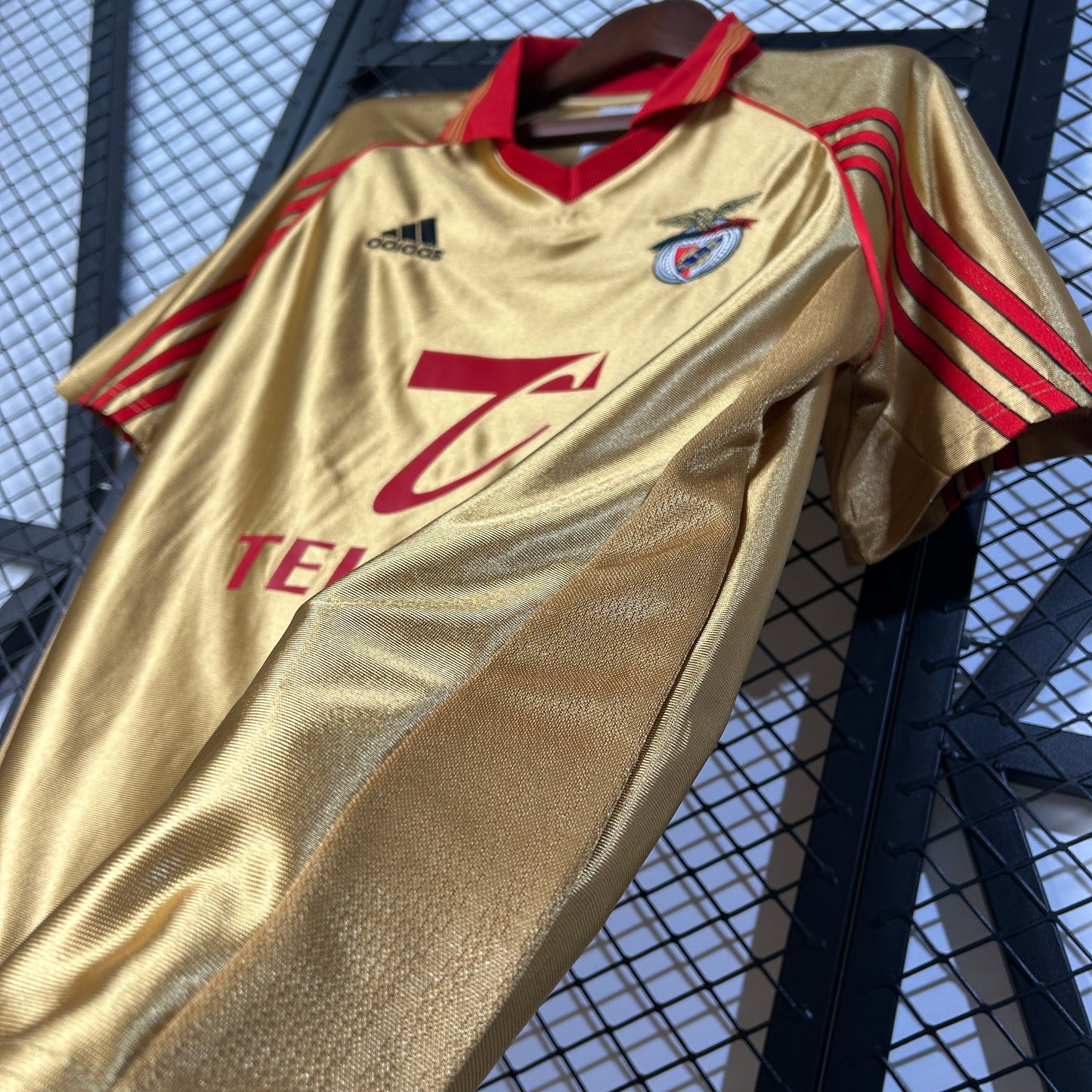 98/99 Benfica Away Retro Shirt