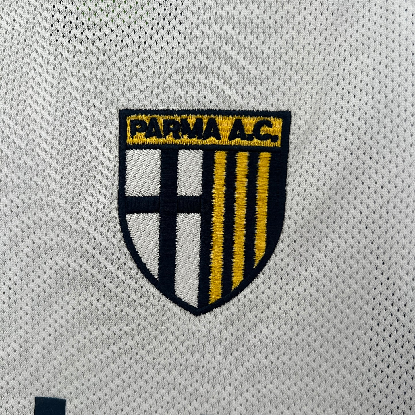 2003/2004 Parma Away Retro Shirt