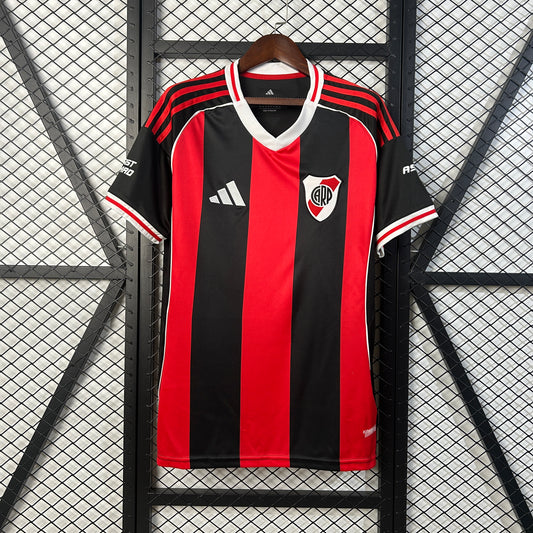 25/26 River Plate Away shirt