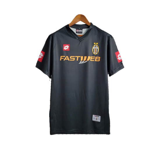 2001-2002 Juventus Away Retro Shirt