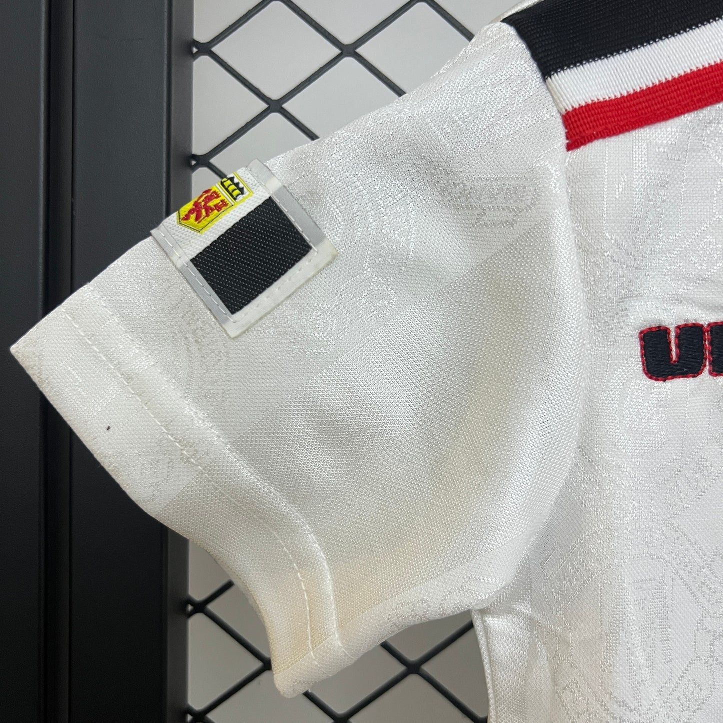 97/98 M-U Away Retro Shirt