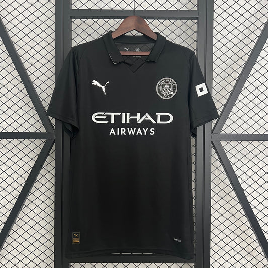 25/26 Manchester City away shirt